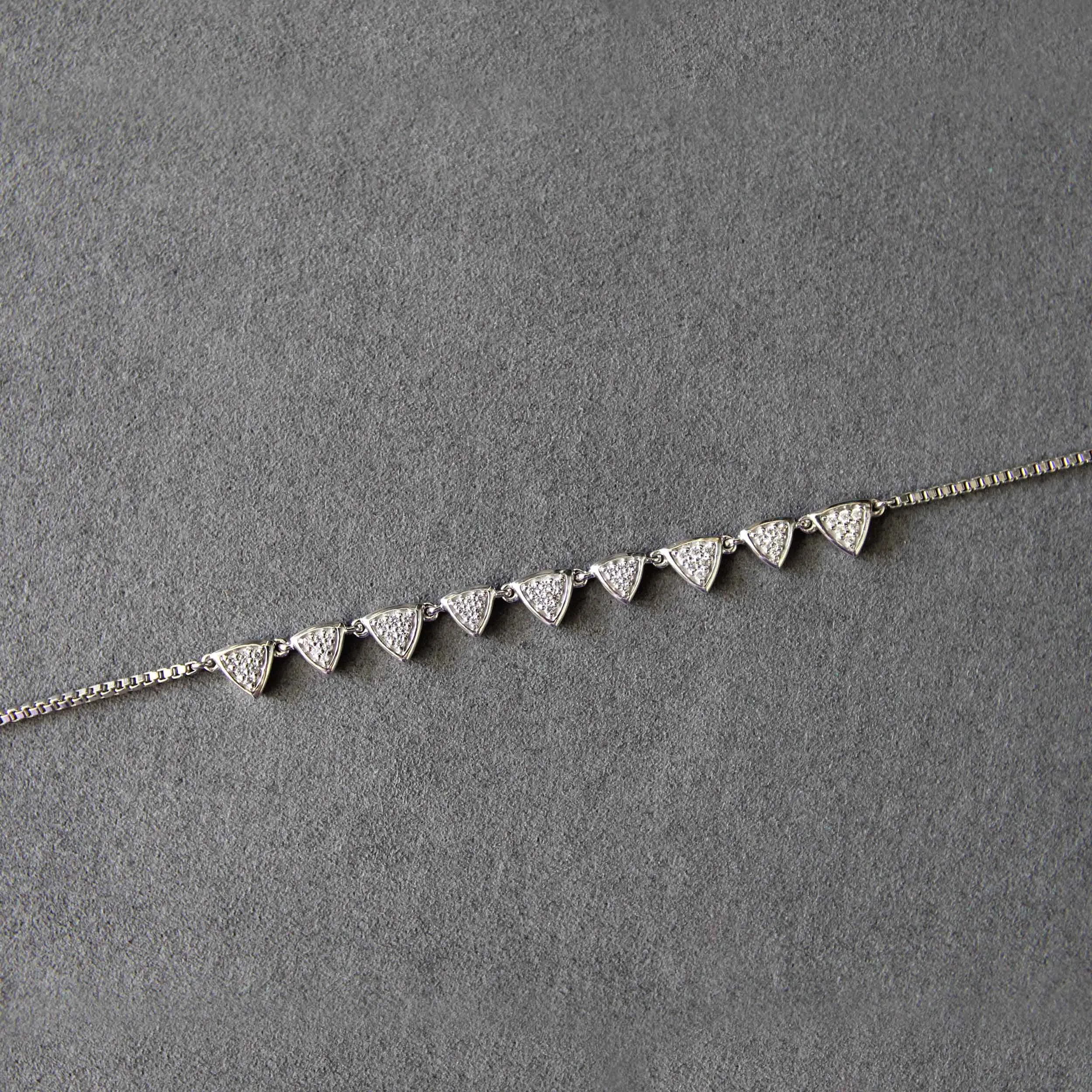 1/4 Cttw Diamond Triangle Anklet in 925 Sterling Silver