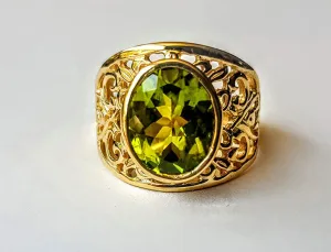 14K Gold Handcrafted, Sawpierced Ring Set with Fine Peridot
