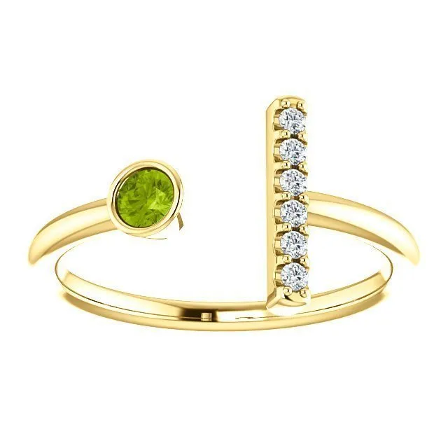 14KT GOLD .13 CT PERIDOT & .05 CTW DIAMOND BEZEL BAR RING
