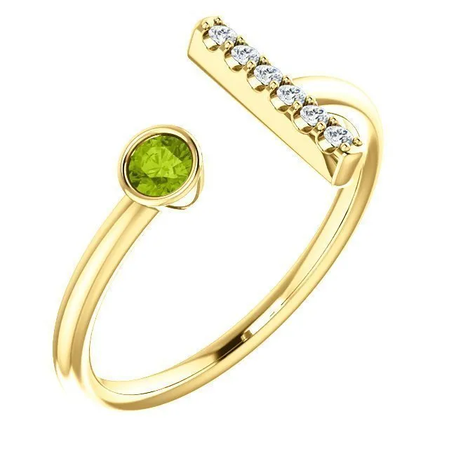14KT GOLD .13 CT PERIDOT & .05 CTW DIAMOND BEZEL BAR RING