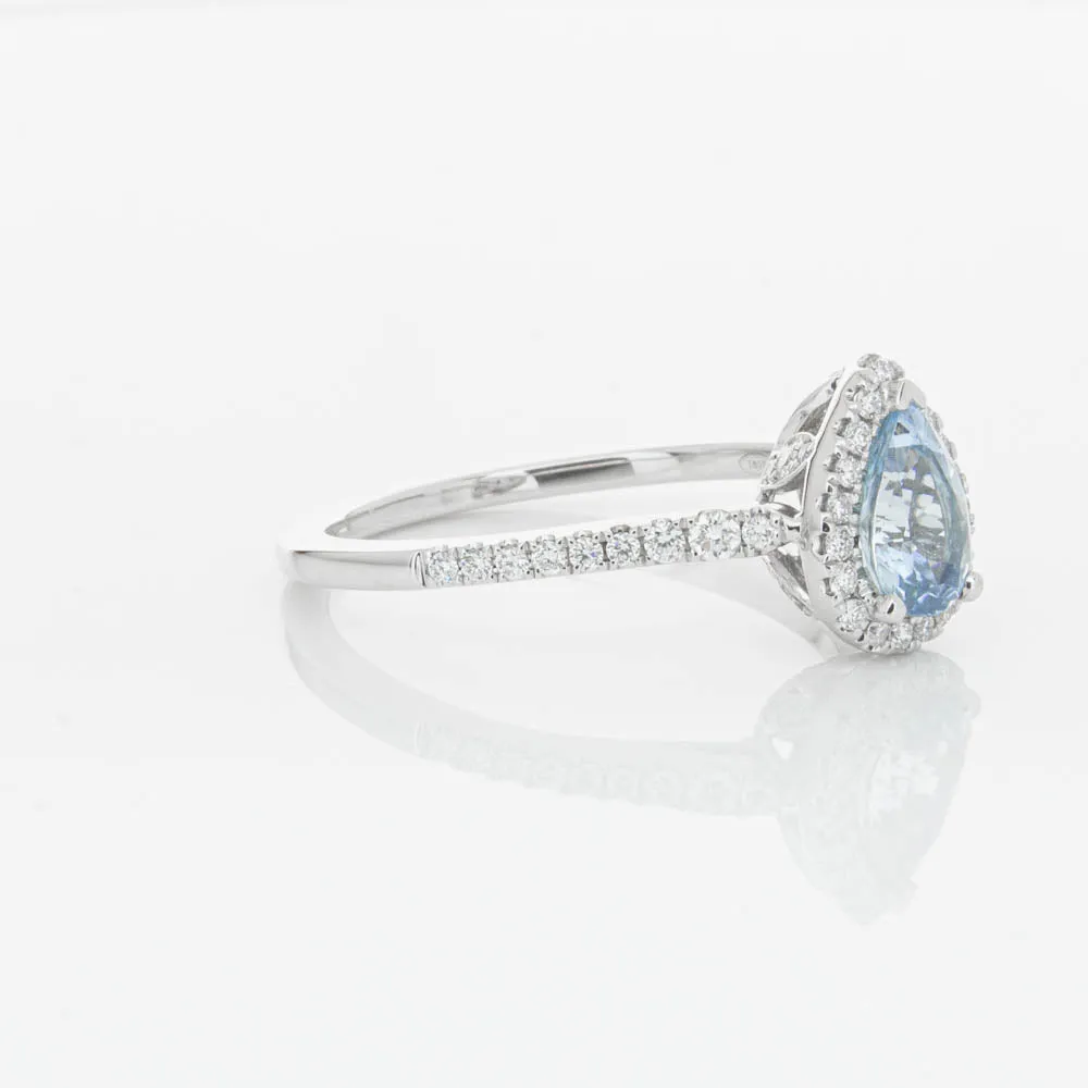 18ct White Gold .56ct Aquamarine & Diamond Mini Sierra Ring