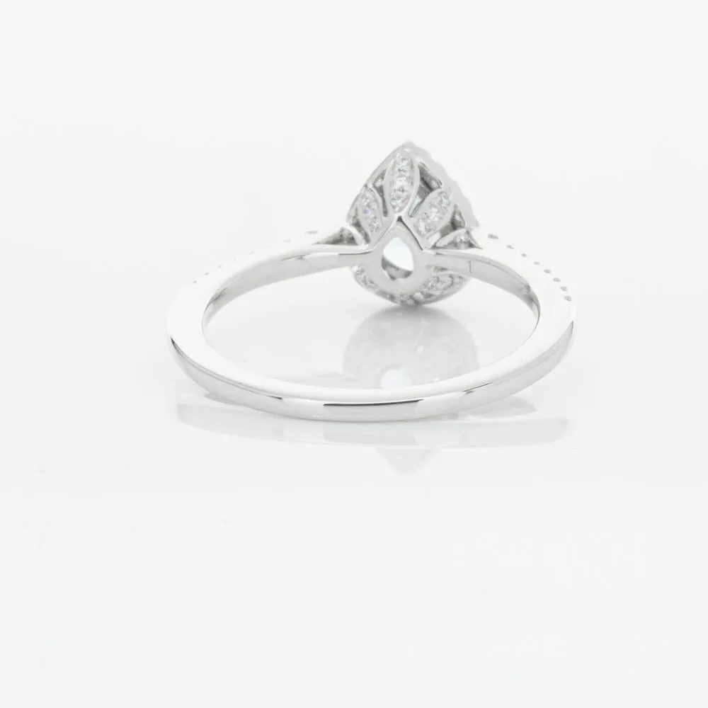 18ct White Gold .56ct Aquamarine & Diamond Mini Sierra Ring