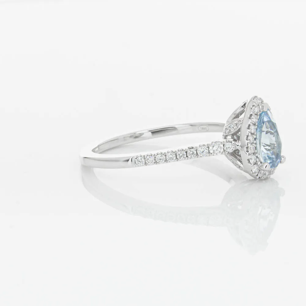 18ct White Gold .56ct Aquamarine & Diamond Mini Sierra Ring