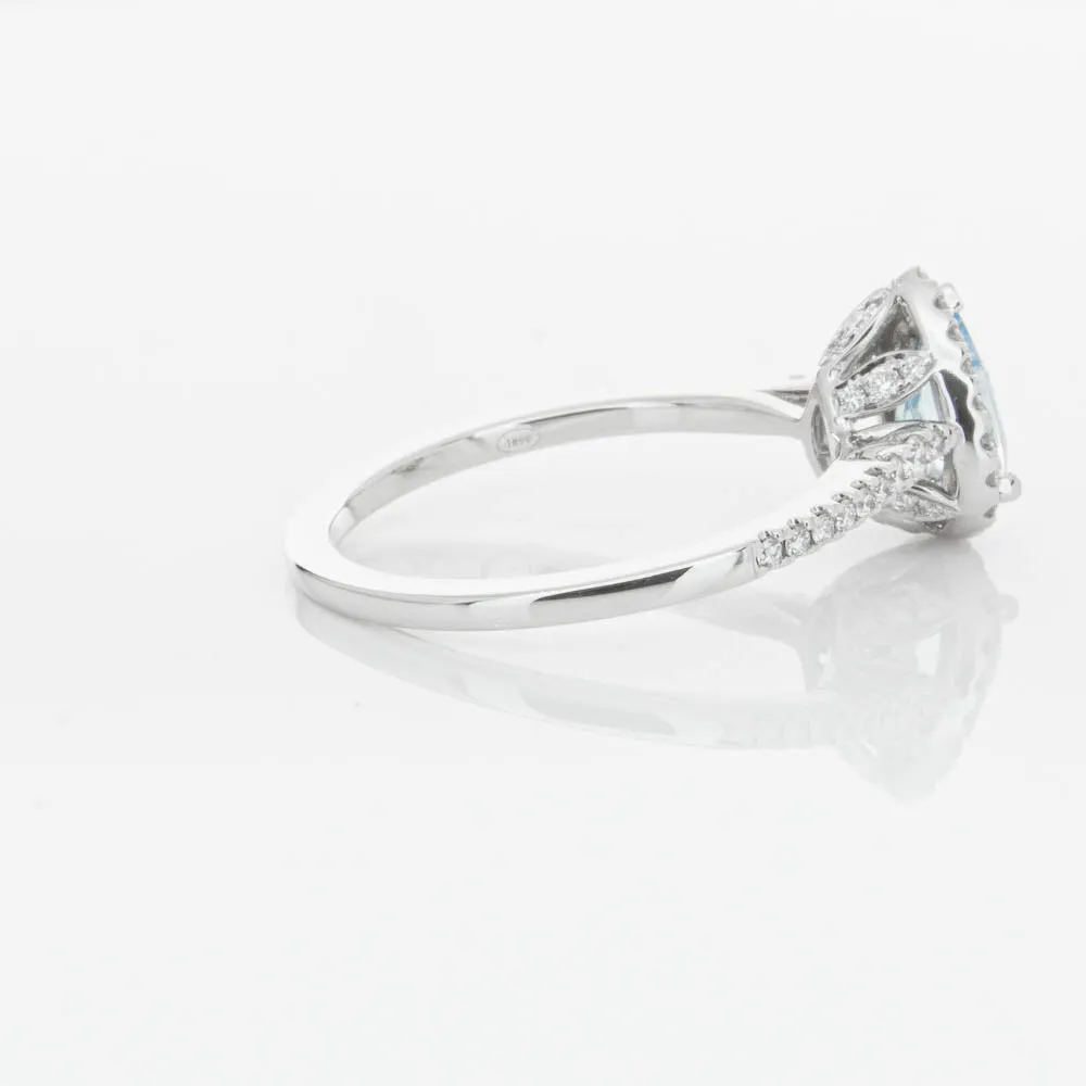 18ct White Gold .56ct Aquamarine & Diamond Mini Sierra Ring