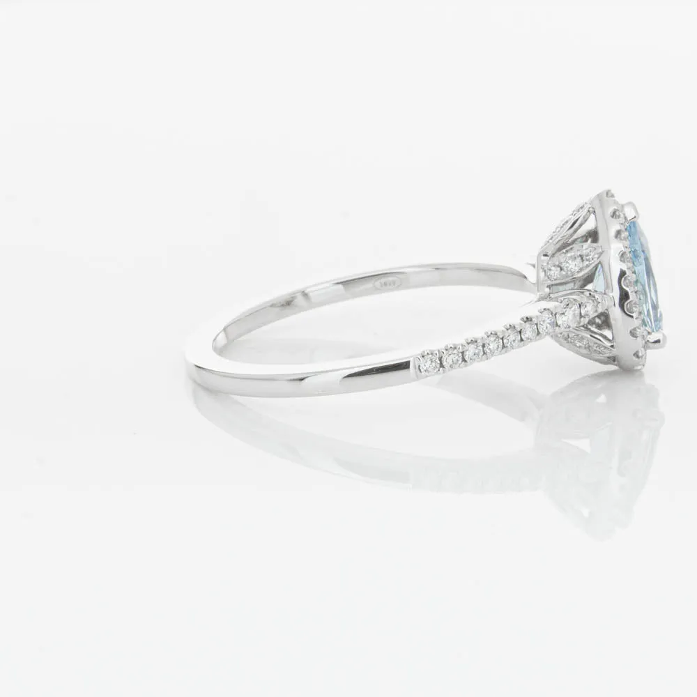 18ct White Gold .56ct Aquamarine & Diamond Mini Sierra Ring