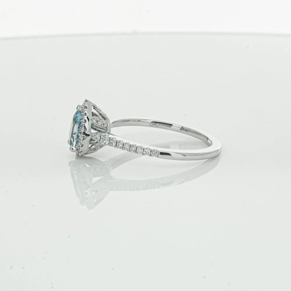 18ct White Gold .59ct Aquamarine & Diamond Mini Sierra Ring
