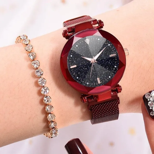 2019 Hot Sale Women Watches Fashion Luxury Magnetic Buckle Stainless Steel Strap Refractive surface Luminous Dial Quartz Watch