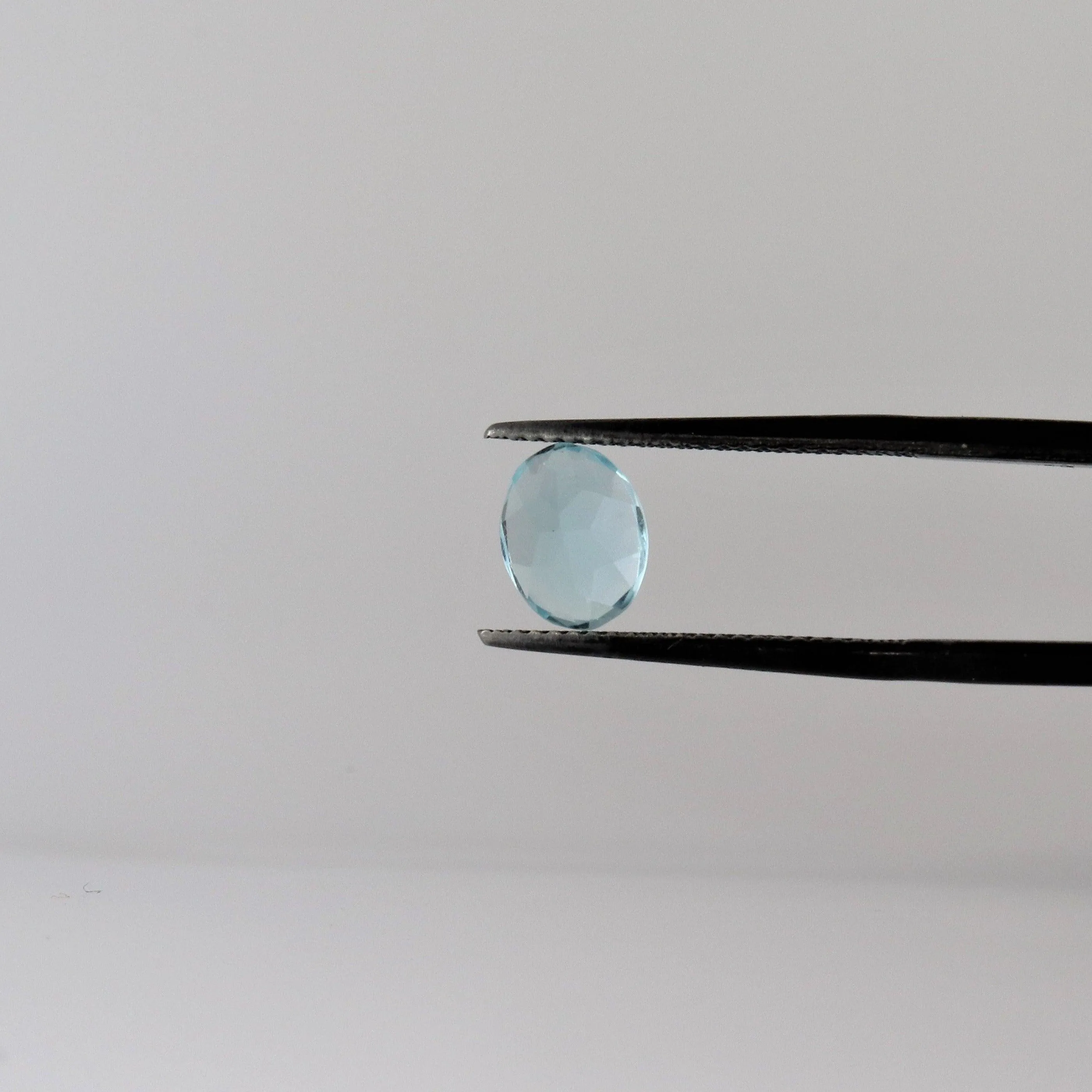 6.5mm x 8.1mm Oval Aquamarine Stone