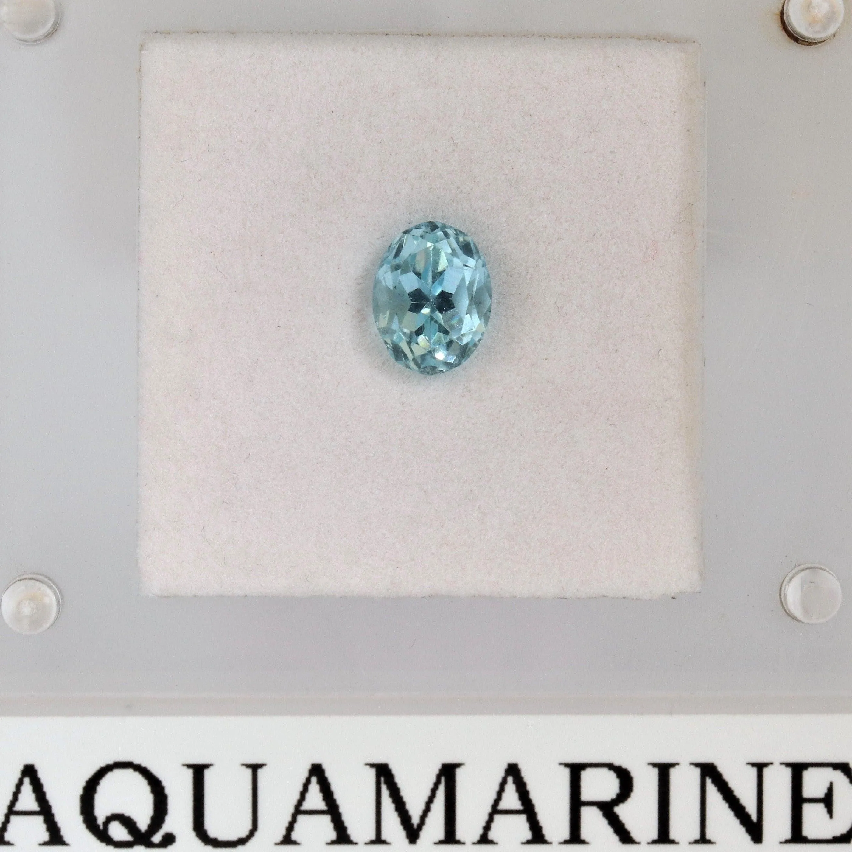 6.5mm x 8.1mm Oval Aquamarine Stone