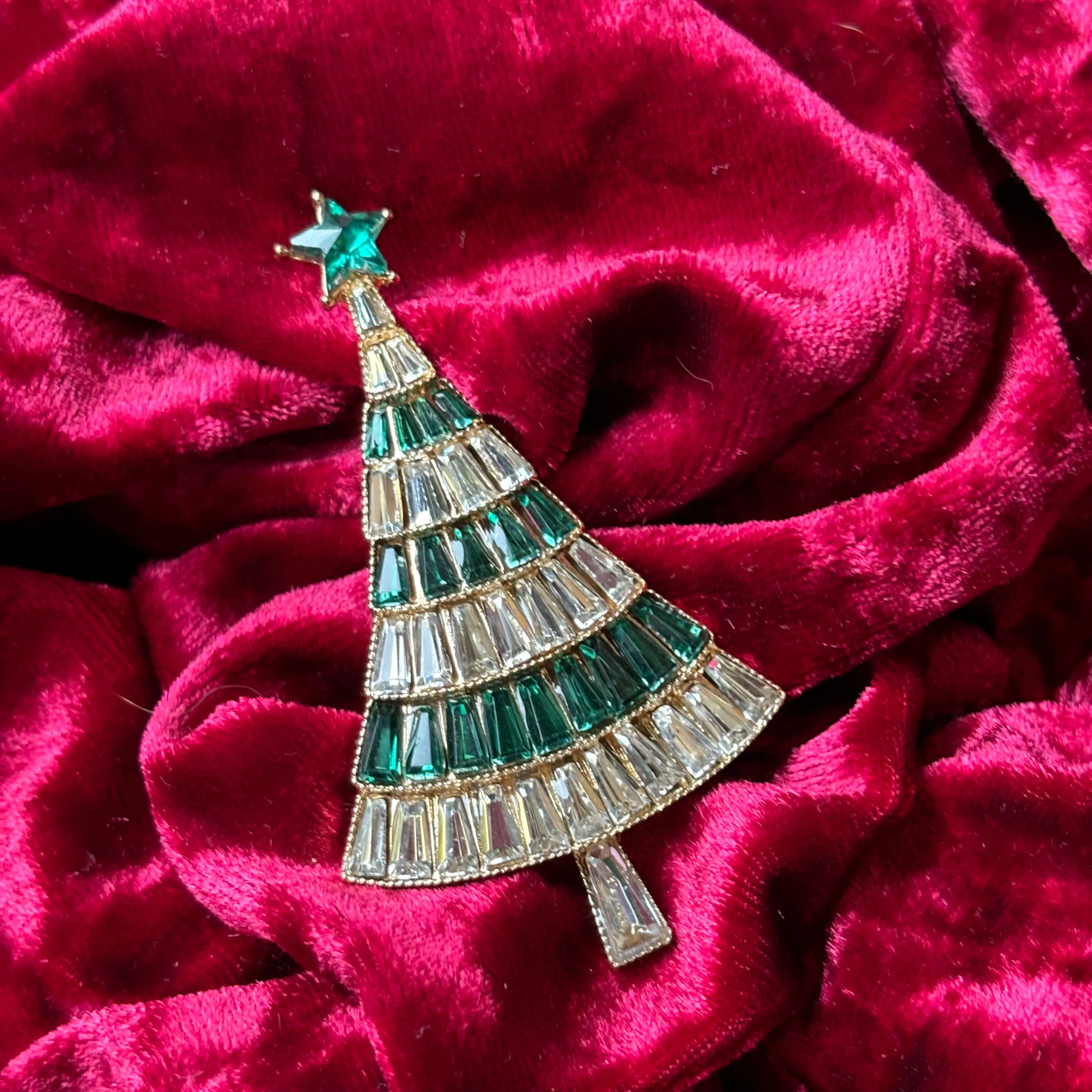 Art deco Style Green Christmas tree brooch