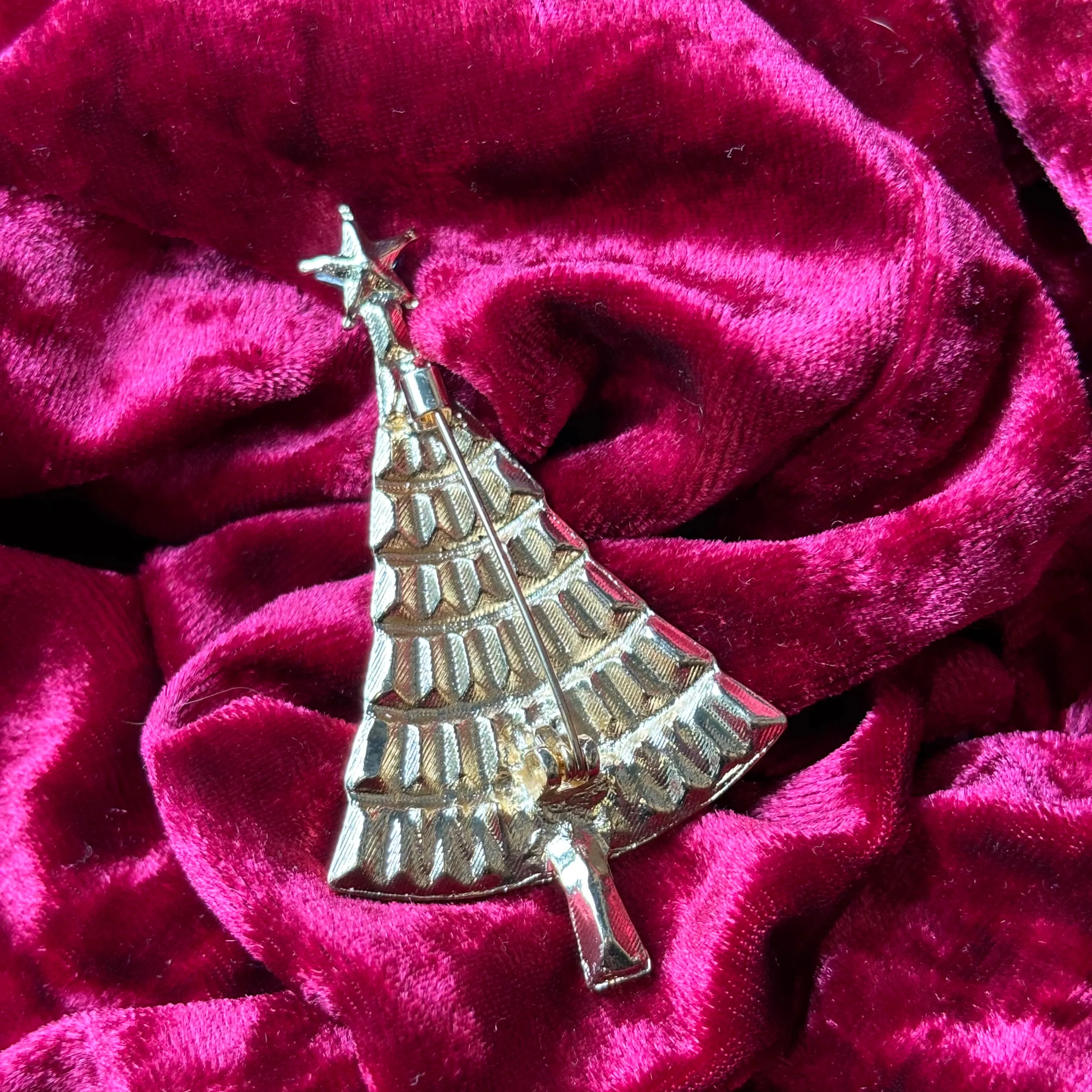 Art deco Style Green Christmas tree brooch