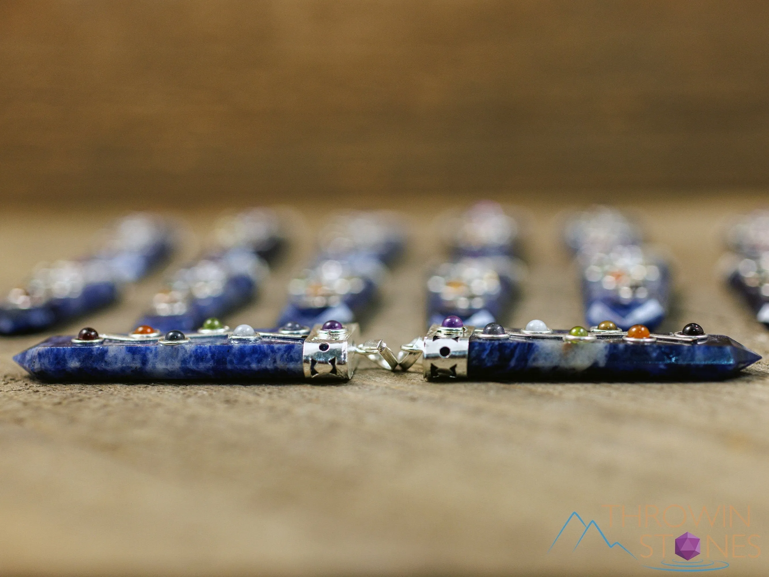 CHAKRA & SODALITE Crystal Pendant - Crystal Points, Handmade Jewelry, Chakra Necklace for Women, E2069