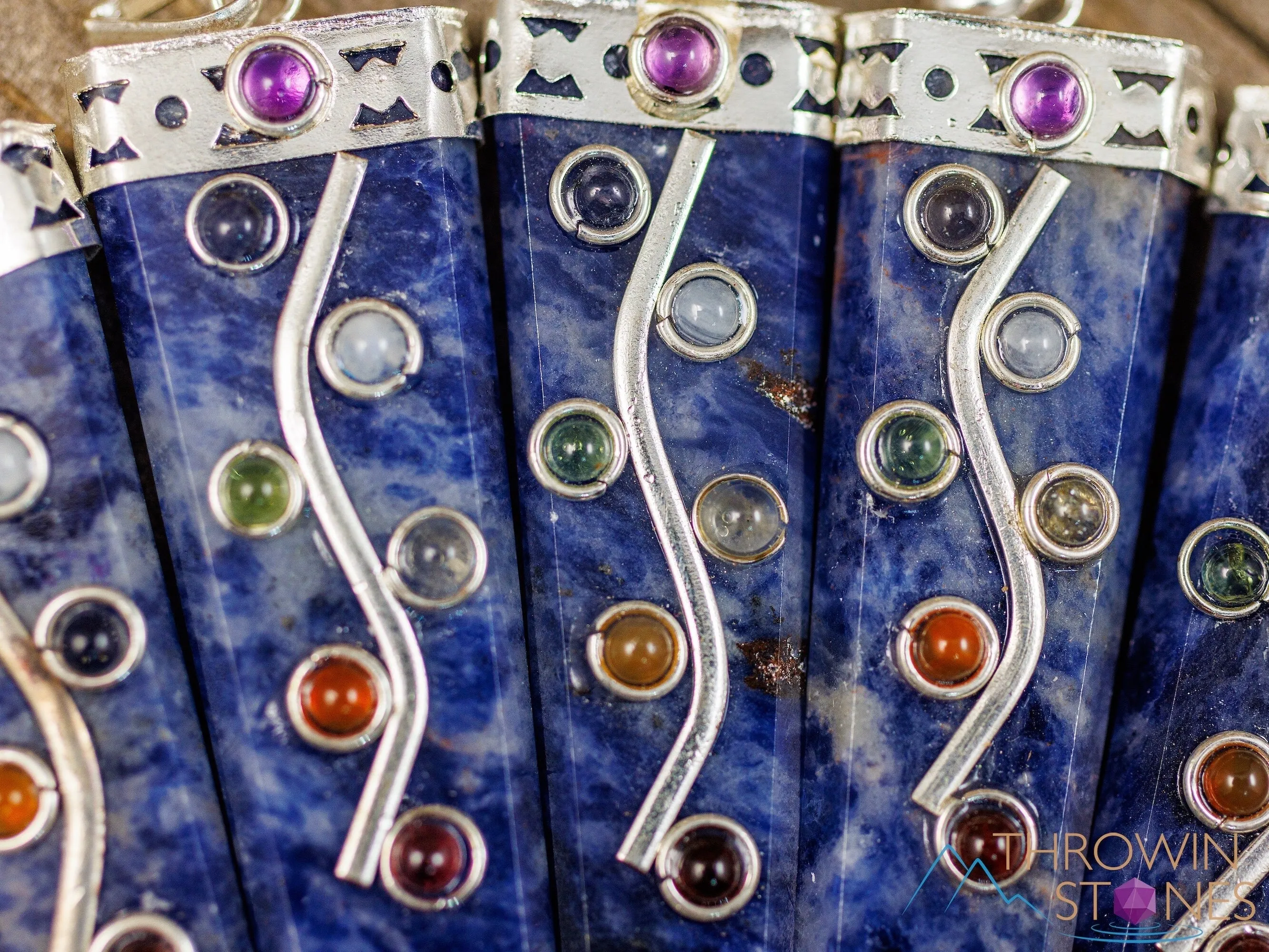 CHAKRA & SODALITE Crystal Pendant - Crystal Points, Handmade Jewelry, Chakra Necklace for Women, E2069