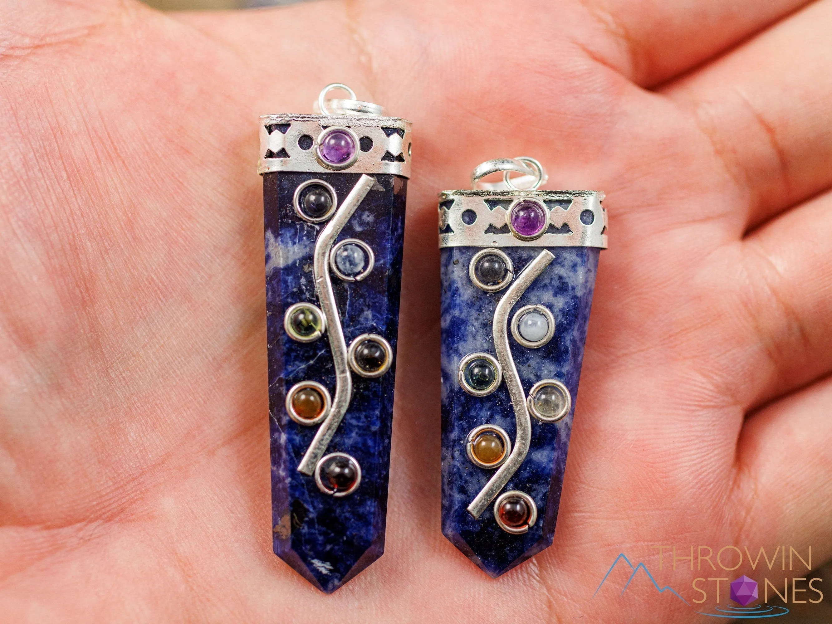 CHAKRA & SODALITE Crystal Pendant - Crystal Points, Handmade Jewelry, Chakra Necklace for Women, E2069