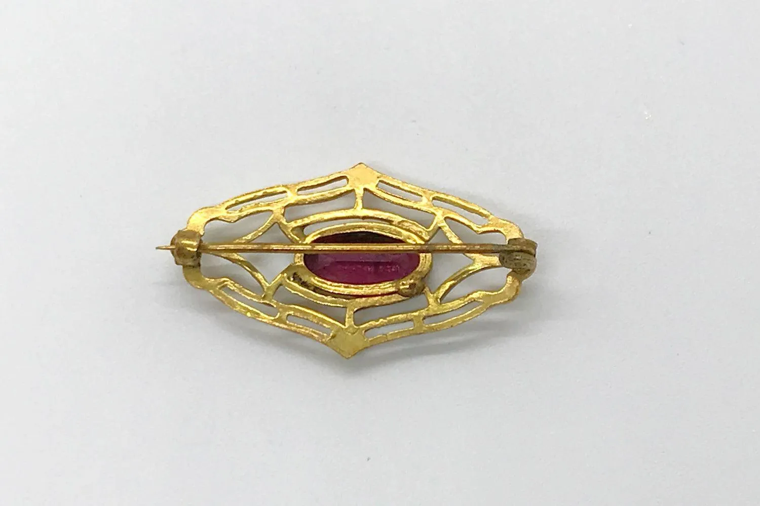 Dainty Vintage Brooch with Oval Purple Stone