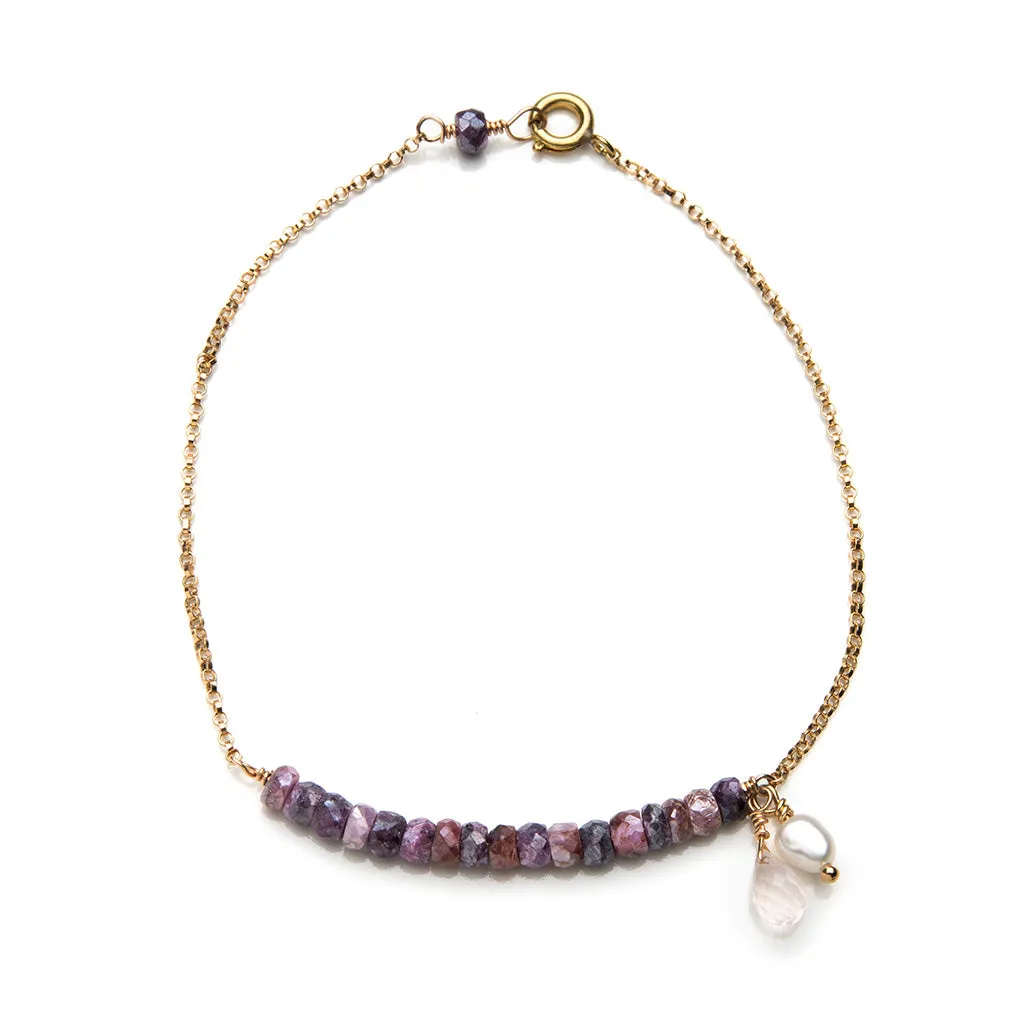 Gemma delicate bar bracelet