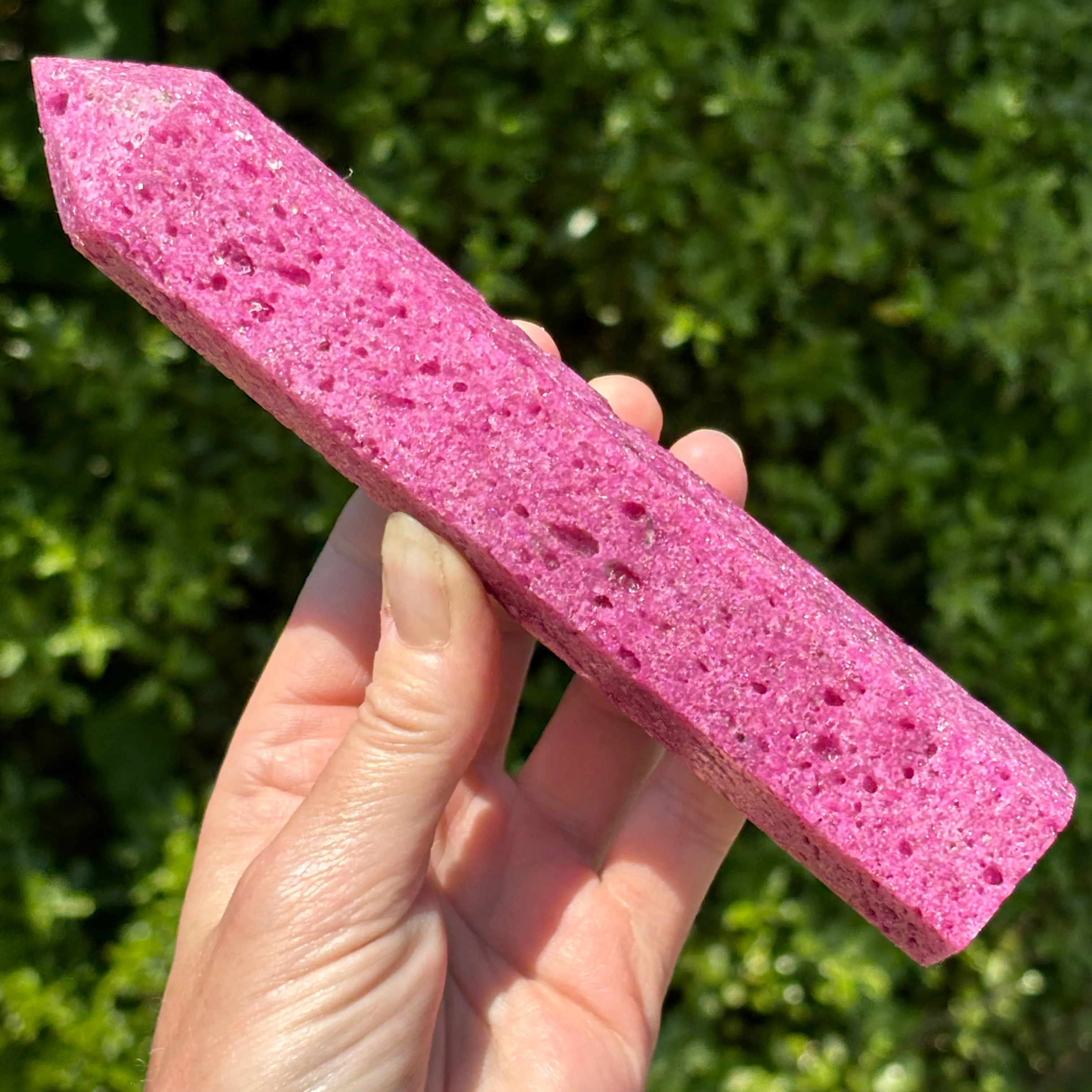 Large Honeycomb Ruby Tower Point | E