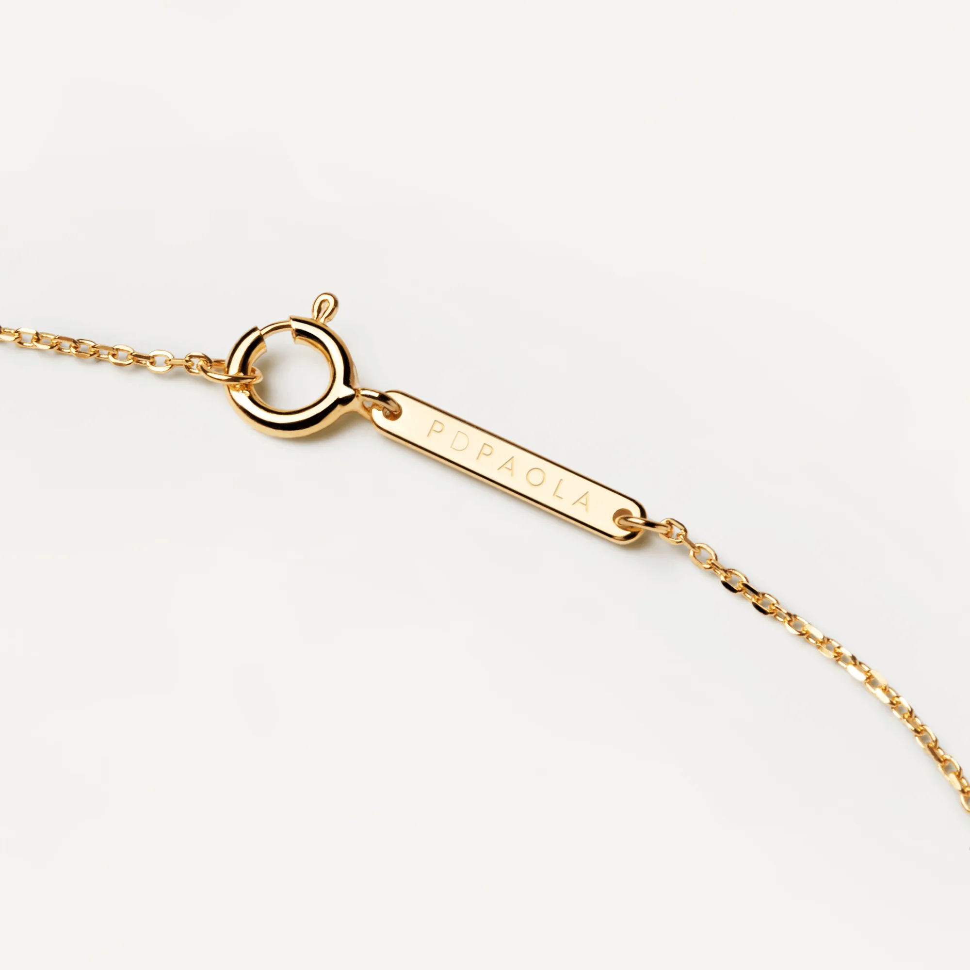 Letter L Circle Necklace