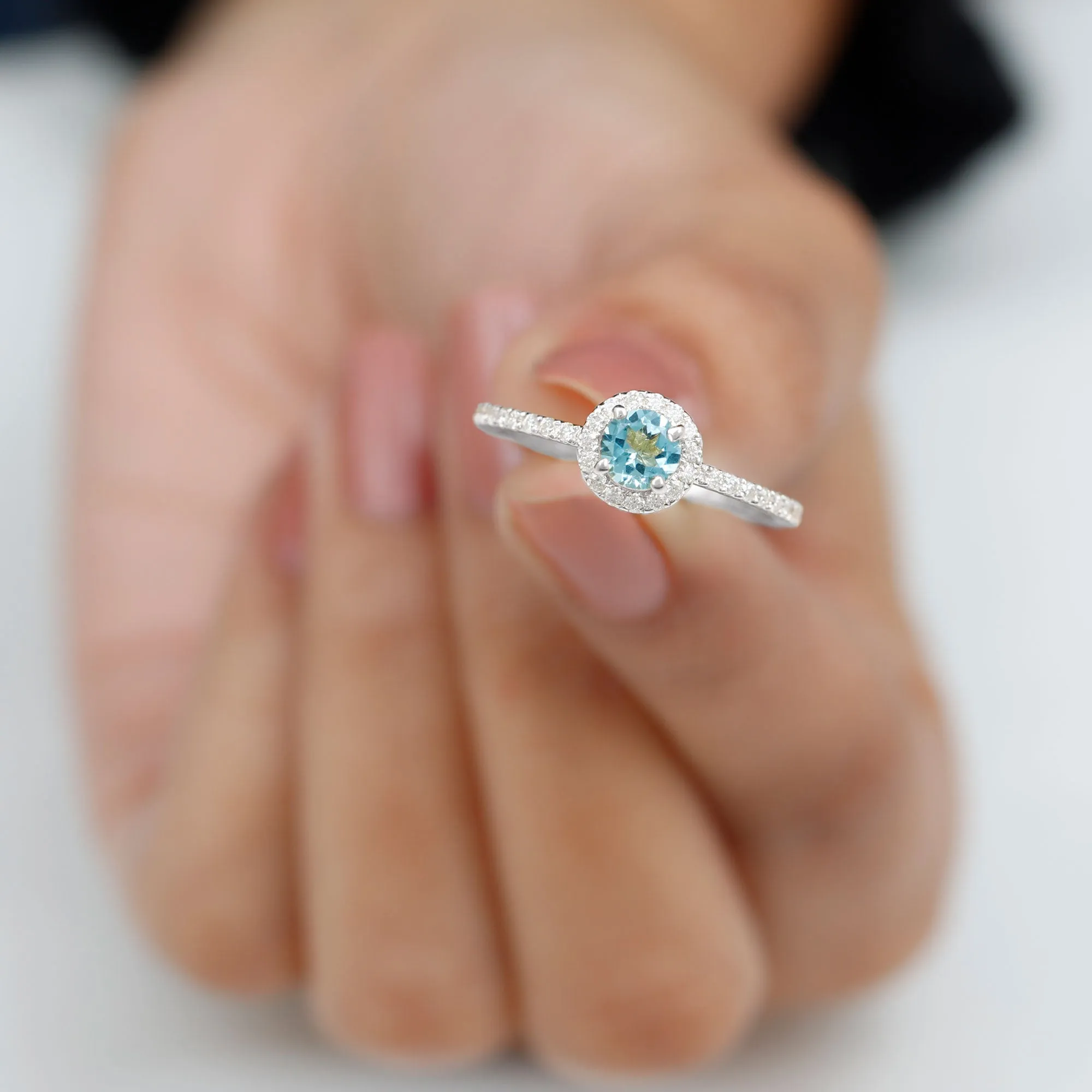 Minimal Blue Aquamarine Ring with Diamond Accent