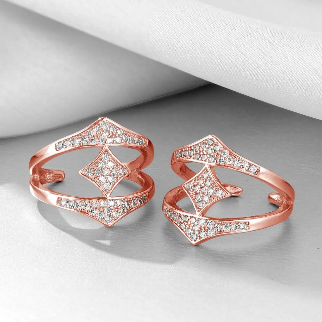 Newly Wed Rose Gold 925 Silver Toe Ring