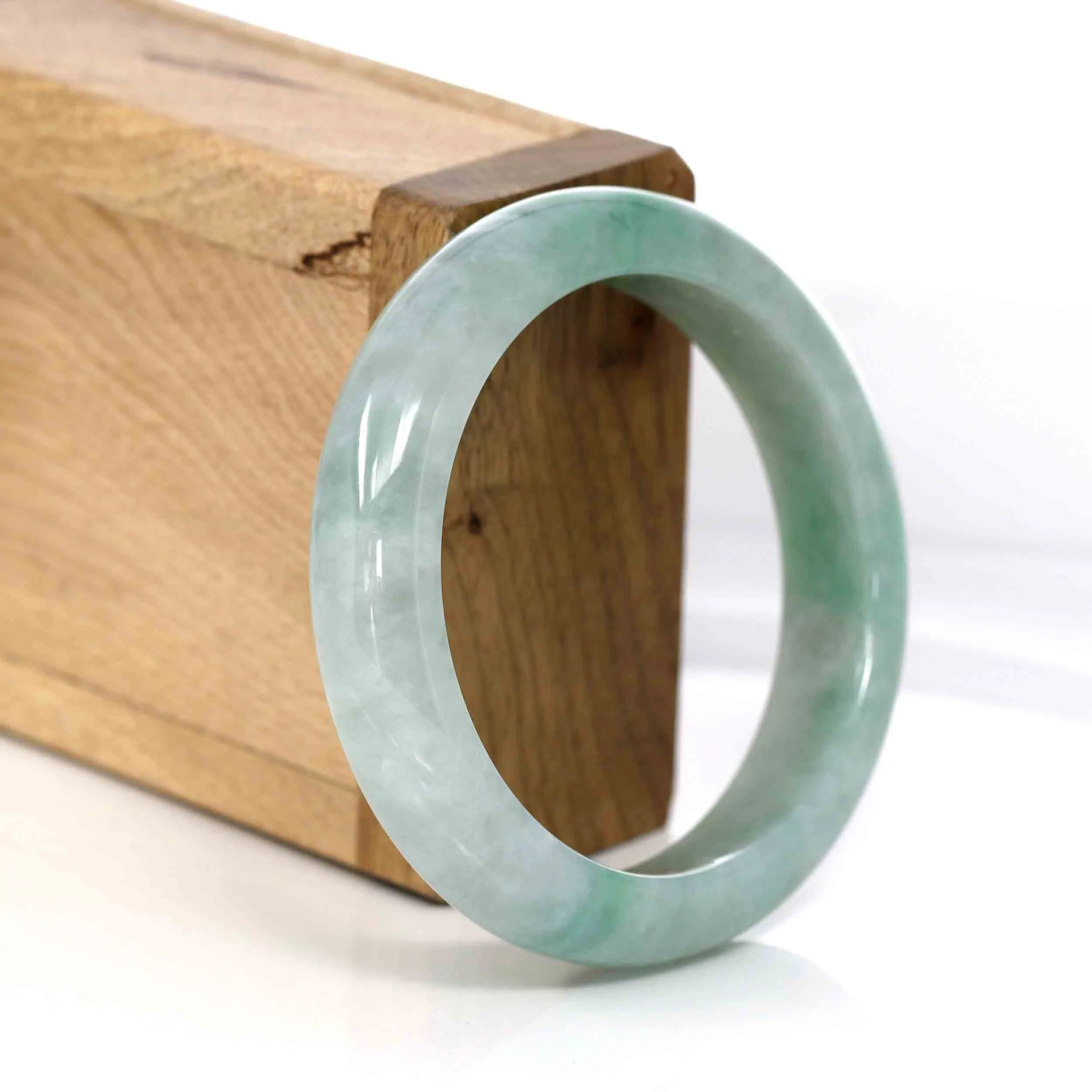 RealJade® Co. Classic Green Natural Jadeite Jade Bangle (54.41 mm )#321