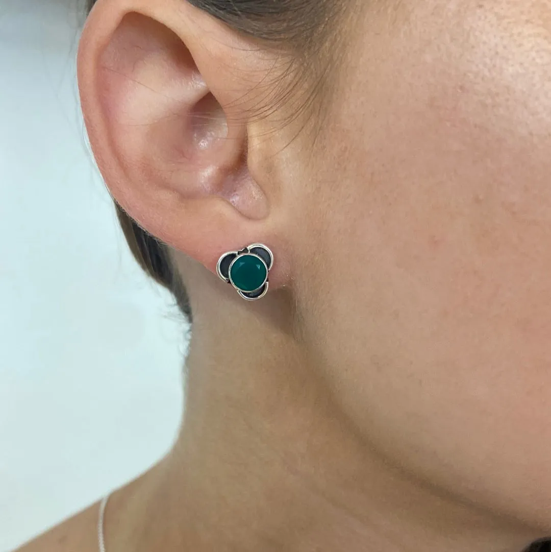 Solid Silver Green Onyx Stud Earrings with Triple Curve Frame