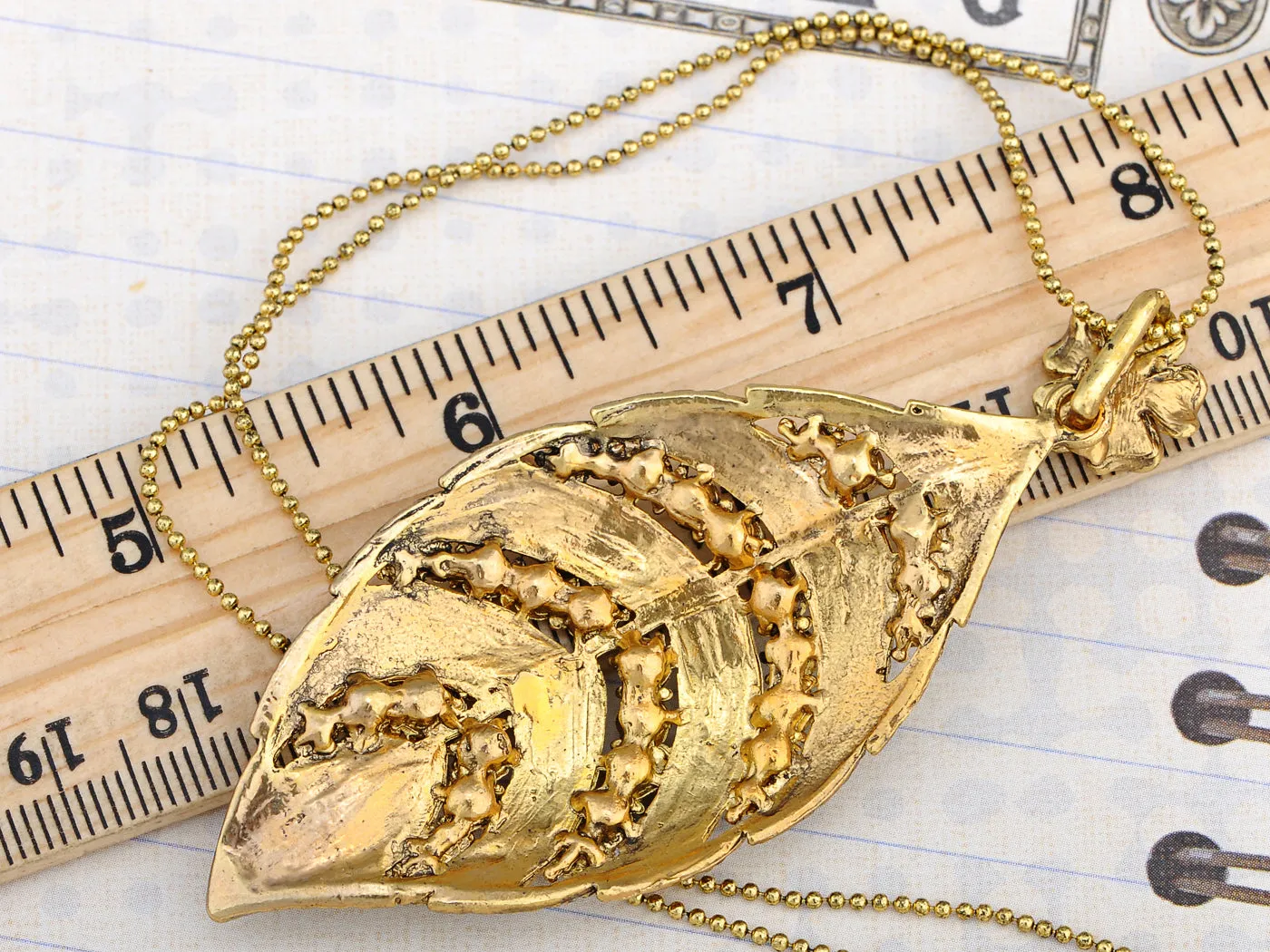 Vintage Peridot Green Dragonfly Leaf Pendant Necklace