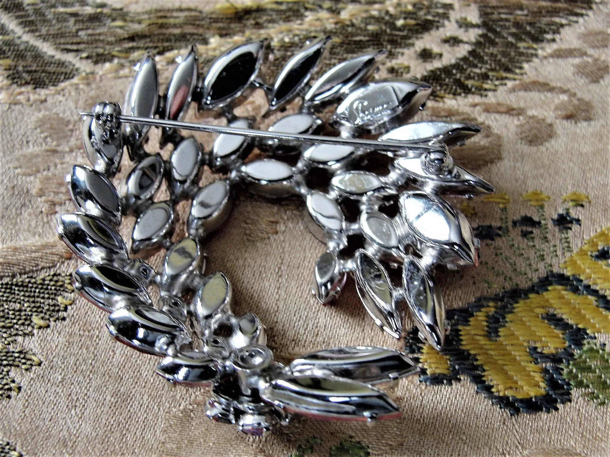 Vintage SHERMAN Signed Glittering PINK Rhinestones Brooch,Prong Set,Brilliant Rhinestones,Dazzling Swarovski Crystal,Collectible Jewelry
